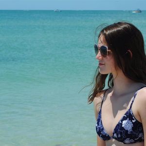 Meet your Posher, Laura